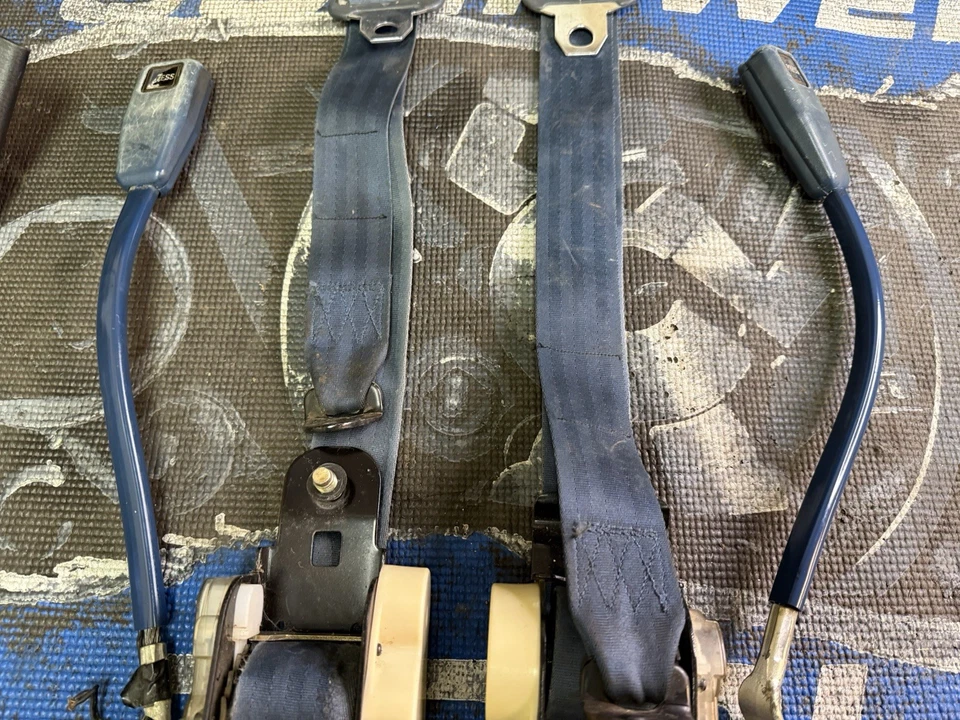 1980 Nissan Datsun 720 Truck Front Blue Seat Belt Retractors With Buckles  - Image 3 of 4