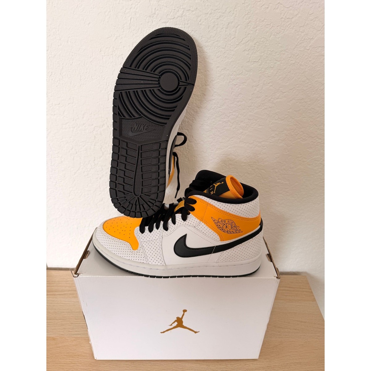 Nike Air Jordan 1 Mid Yellow Ochre Taxi Size 10 Men NEW Authentic