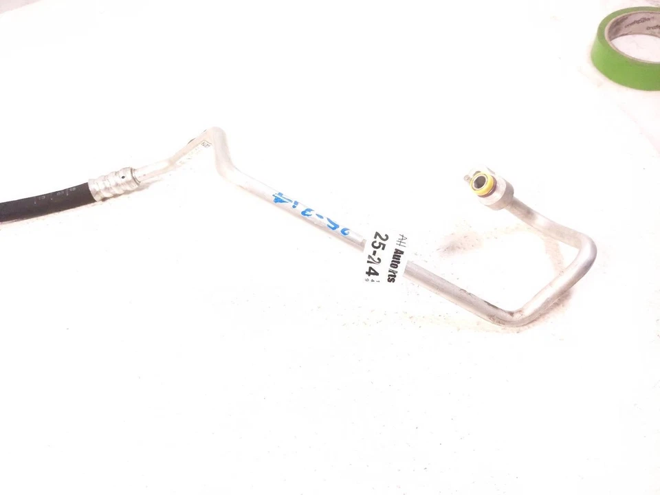 Manguera de aire acondicionado Mercedes-Benz E350 2006-2016 212-830-95-00 *3,5 L tracción trasera Foto 2 de 4