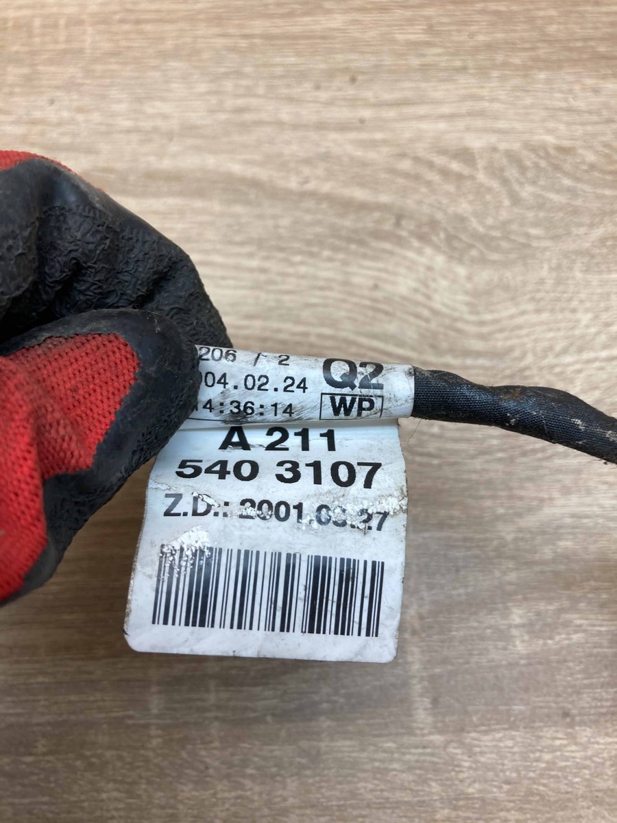A2115403107 Genuine Mercedes Benz W211 Engine ECU Connector Plug 