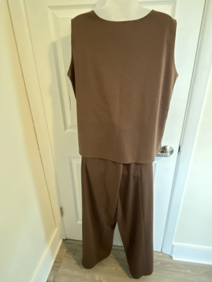 Conjunto de Top y Pantalones IC By Connie K Sin Mangas Talla XL Nuevo con Etiquetas Foto 2 de 4