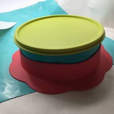 New Tupperware Baby Feeding Bowl- Sticks To High Chairs Or Tables, non skid