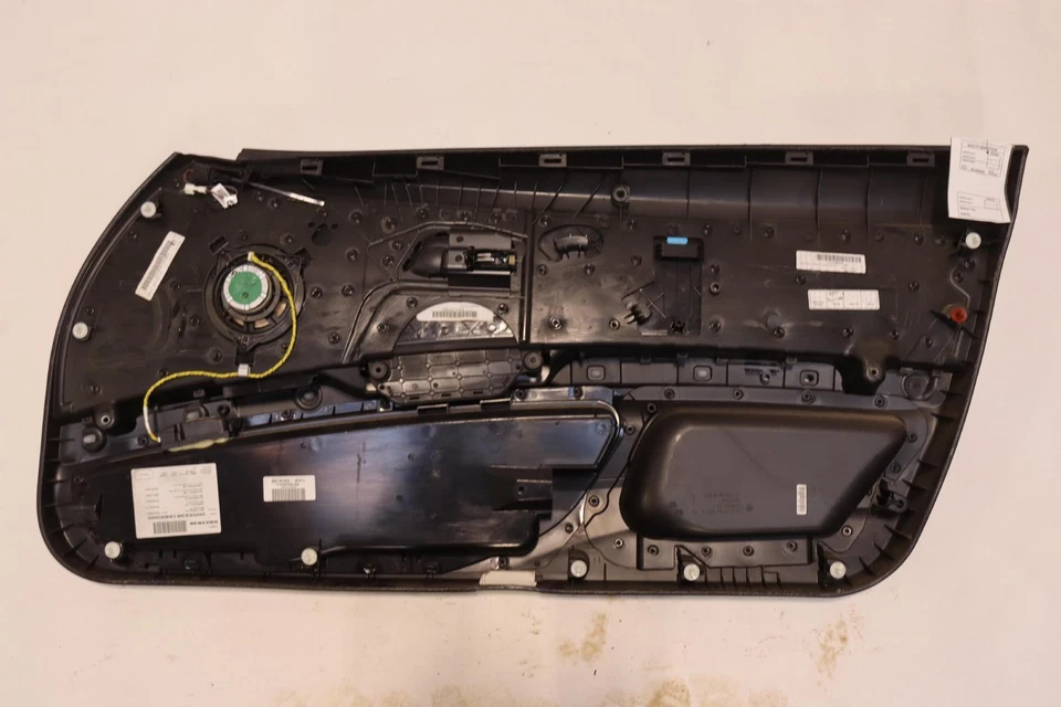 BMW M3 E92 2008-2013 cupé delantero izquierdo lado del conductor panel embellecedor cubierta OEM Foto 2 de 3