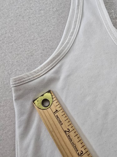 No Boundaries Tank Top Womens Medium White Scoop Neck Sleeveless Pullover - Picture 4 of 13