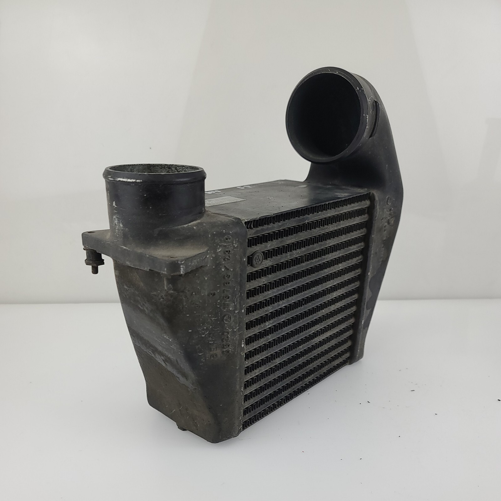 1991 91 Bentley Turbo R Turbo Intercooler Radiator UE71665 Oem