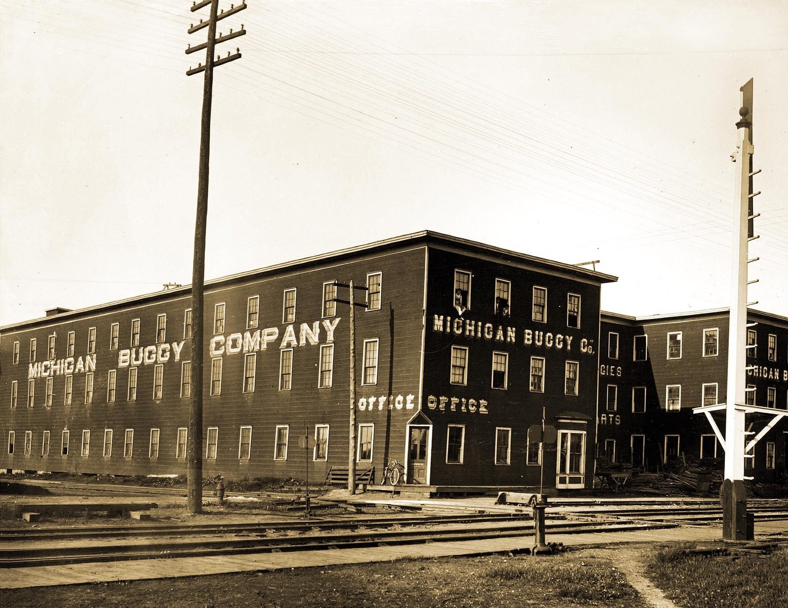 1892 Michigan Buggy Company, Kalamazoo, MI Vintage Old Photo 8.5