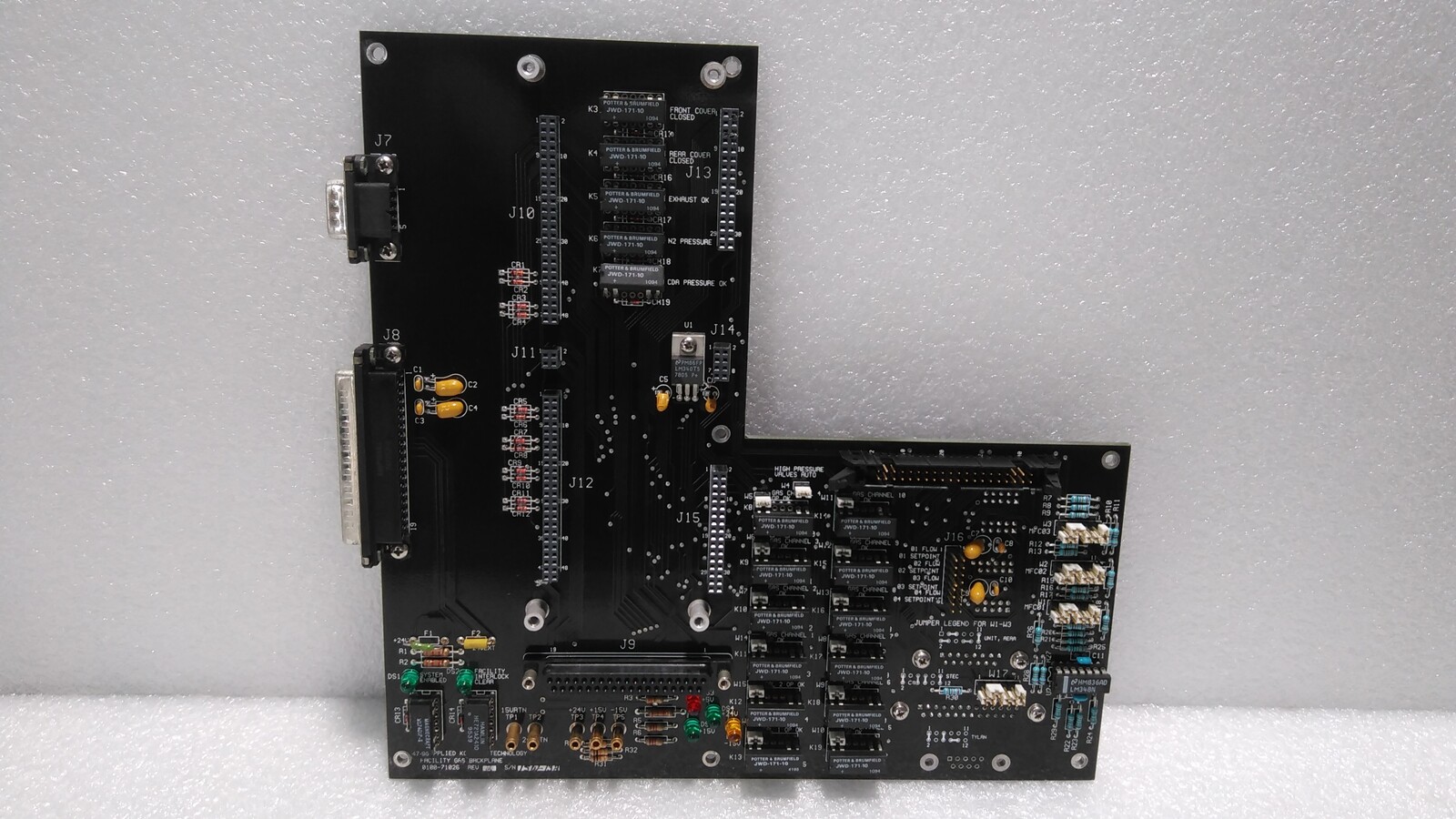 [Used] AMAT, APPLIED / 0100-71026 / FACILITY GAS BACKPLANE, Rev E1