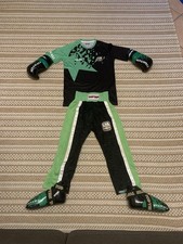 Kampfsport Set: Schuhe, Boxhandschuhe,T-Shirt, Und Hose. TOP TEN NEU!!!