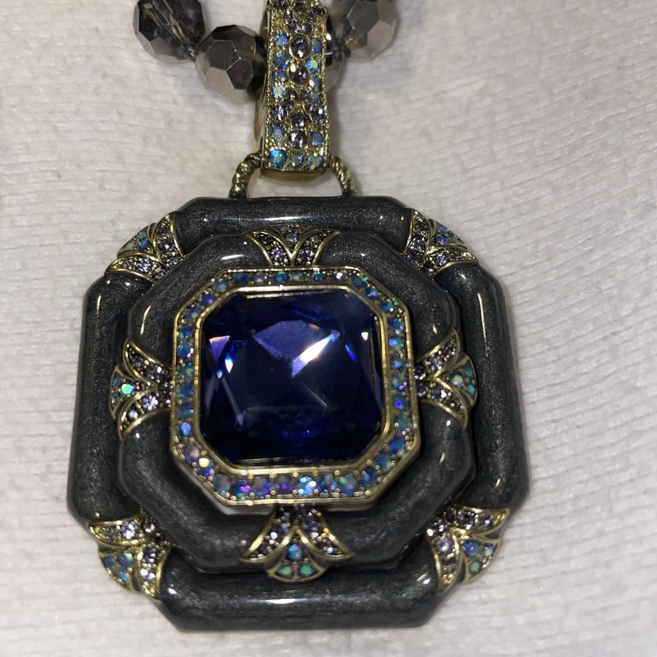 Colgante y Collar Heidi Daus Día y Noche Gris Cristal y Esmalte Foto 3 de 4