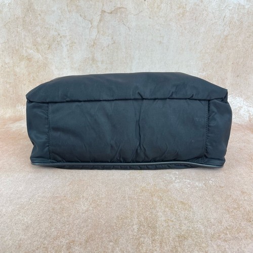 Prada Pre-Owned Authentic Messenger Bag Black Nylon Free Tracked Shipping - Picture 6 of 19
