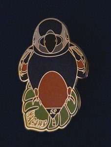2024 "BLUE MACAW" special shape hot air balloon pin, "S/H comb
