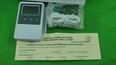 Digital Therm, Refrigerator/Freezer TRACEABLE 4127, 3KTU9. (HH)- DUE-DATE 06/22