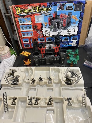 Supreme Dragon & Knights Fantasy Playset Chap Mei? Castle Troops