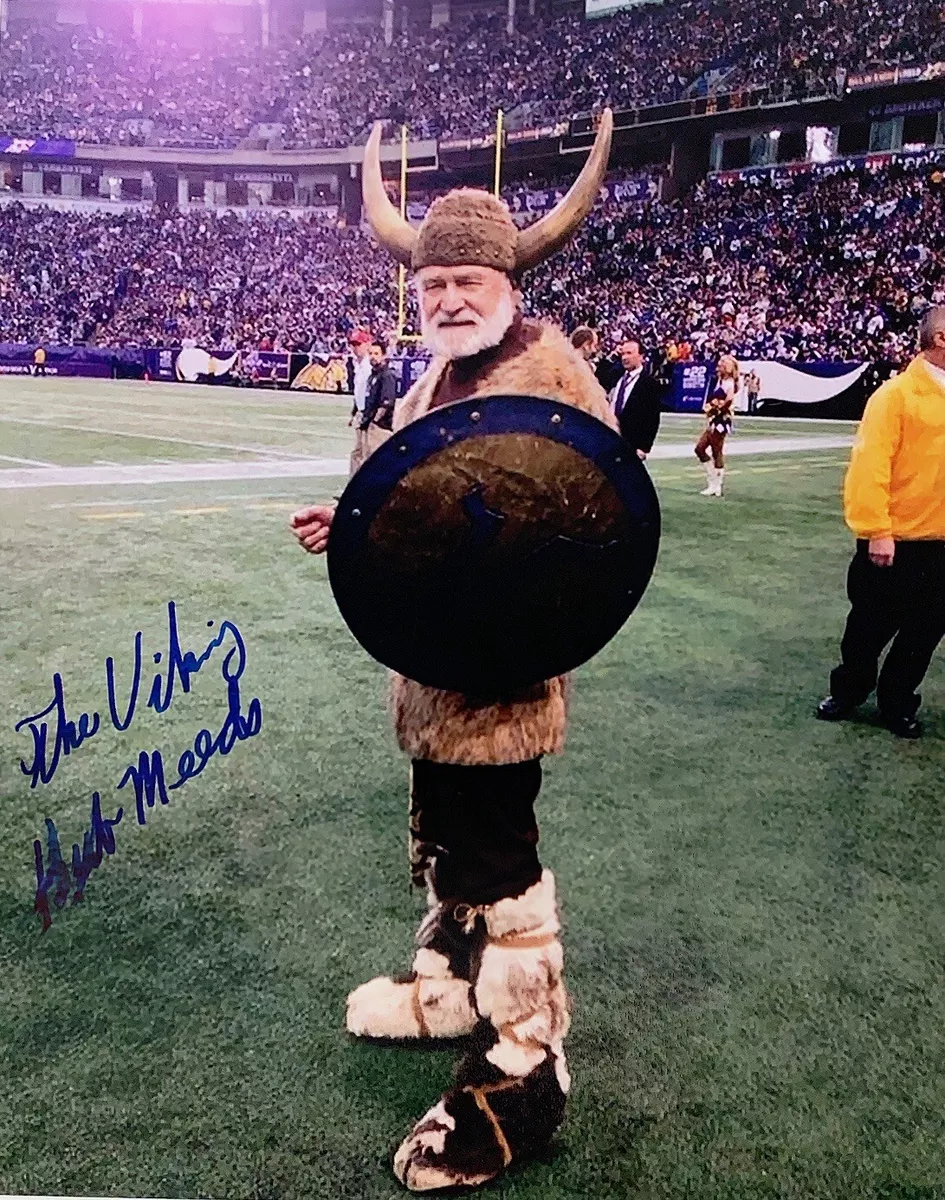 Hub Meeds, Minnesota Vikings Original Mascot Color 8x10 #6 with COA (RARE)