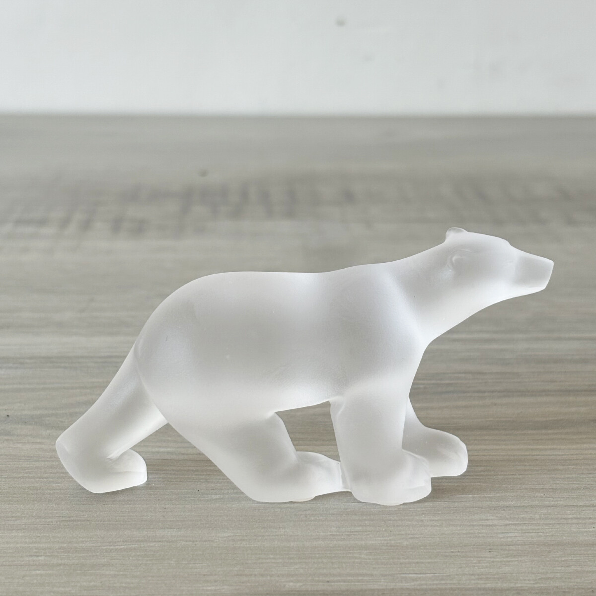 Figurine miniature reproduction L'Ours de Pompon : l'art chic sans s'encombrer