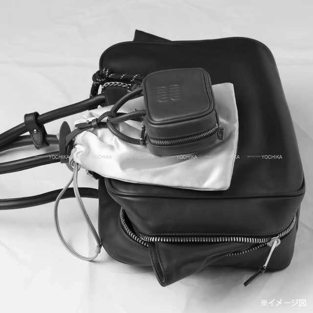 MiuMiu Beau leather micro bag ボー マイクロ バッグ チャーム MiuMiu Beau leather micro bag ボー マイクロ バッグ チャーム