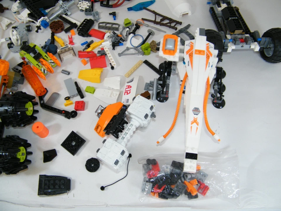 2 ФУНТА LEGO БИОНИКЛ; Б/У ДЕТАЛИ, КИРПИЧИКИ, БЛОКИ, БЕЗ МИНИ ФИГУРОК, 75% LEGO BIO 1 - Изображение 4 из 4