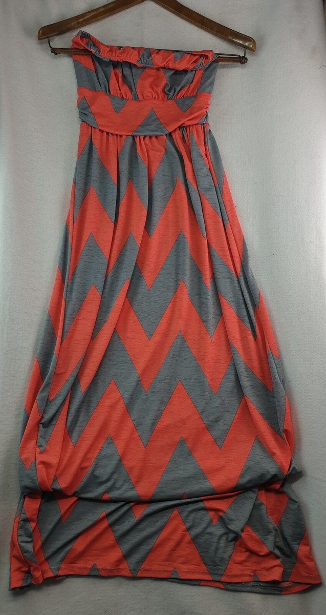grey chevron dress Dark Grey Chevron Pleated Shift Dress Design by Scarlet Sage at Pernia's  Pop Up Shop 2026