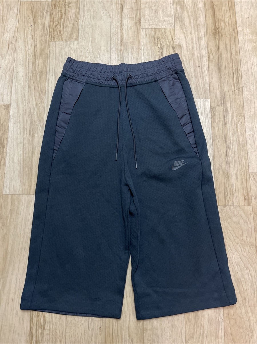 nike tech fleece shorts womens