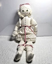 Sunset Stitchery ELIZABETH Rag Doll Candlewick Embroidery Vintage 1984