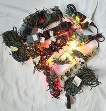 ✅Santo Natale per  Auguri e la Cena le Luci brillano sull'Albero e nel Presepe