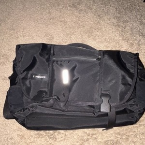 Timbuk2 Black Gray Nylon Messenger Bag Reflective Accents Shoulder Strap Cycling