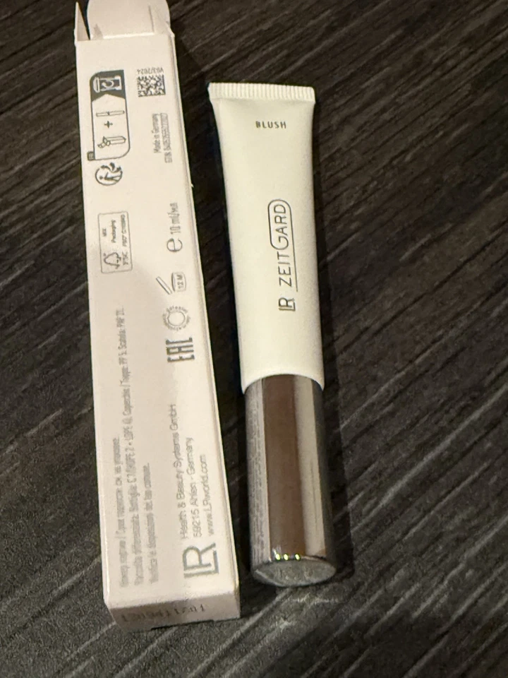 LR ZEITGARD Signature Glowy Liquid Highighter Rose Gold, 10 ml, Neu - Bild 3 von 3