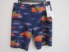 NWT Hurley Phantom Hawaiian Pattern Boardshorts Size 30