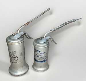 EAGLE PUMP OILERS VINTAGE  LOT (2) NO. 33 & NO. 58F “EAGLET” MADE IN USA W. VA