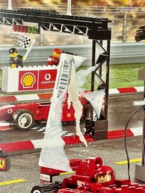 LEGO Racers 8672 - Ferrari Finish Line (2006), NEW