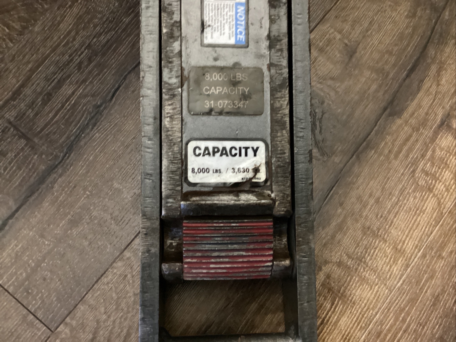 Gray FLJ400C 4 Ton Lift Cap 16 In Max Lift