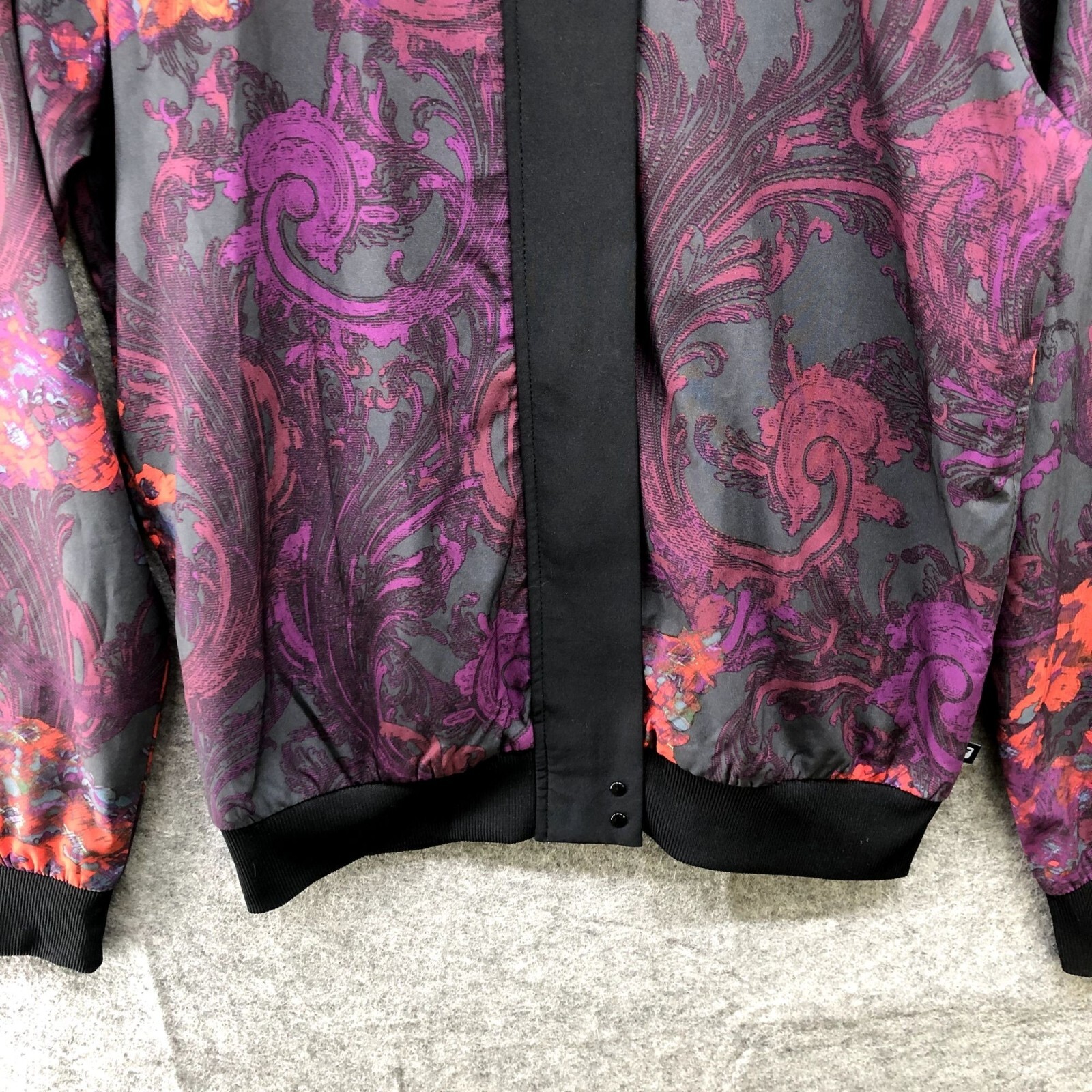 Fabletics Lightweight Jacket Womens S Floral Bomb… - image 4