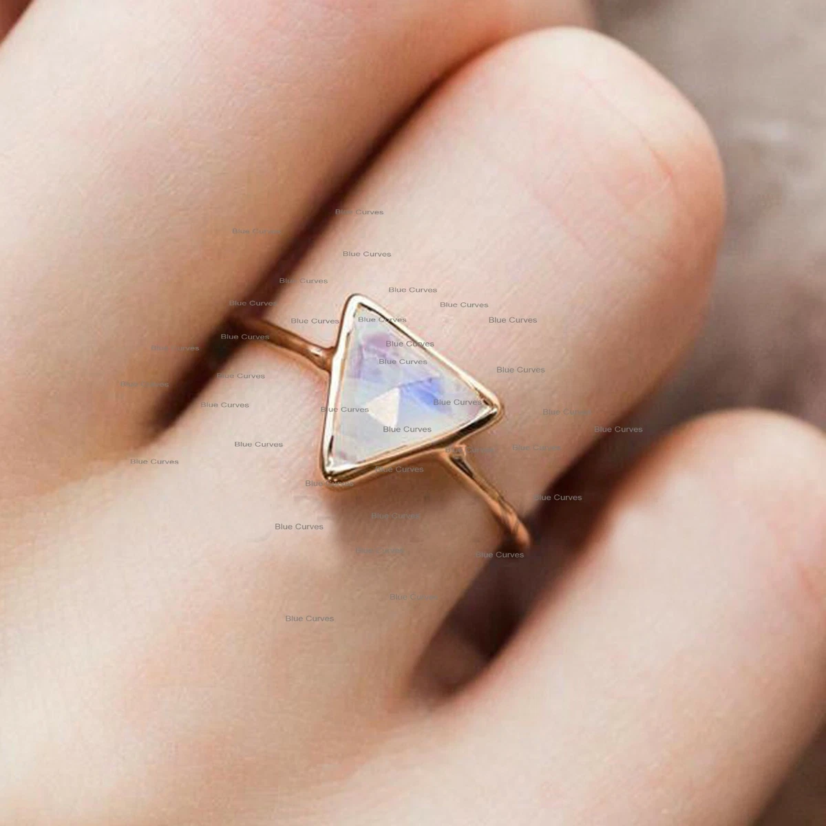 Triangle moonstone ring deals