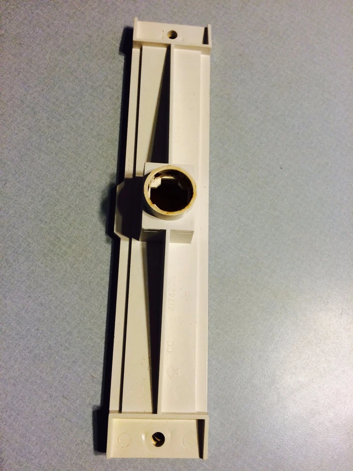 Marcador lateral delantero coche Mopar 4174225 CHRYSLER TC MASERATI nuevo de stock  Foto 2 de 3