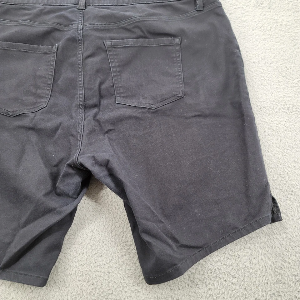 Liz Claiborne Shorts Womens 22W Black Sara Short Mid Rise Flat Front Chino - Image 4 of 4