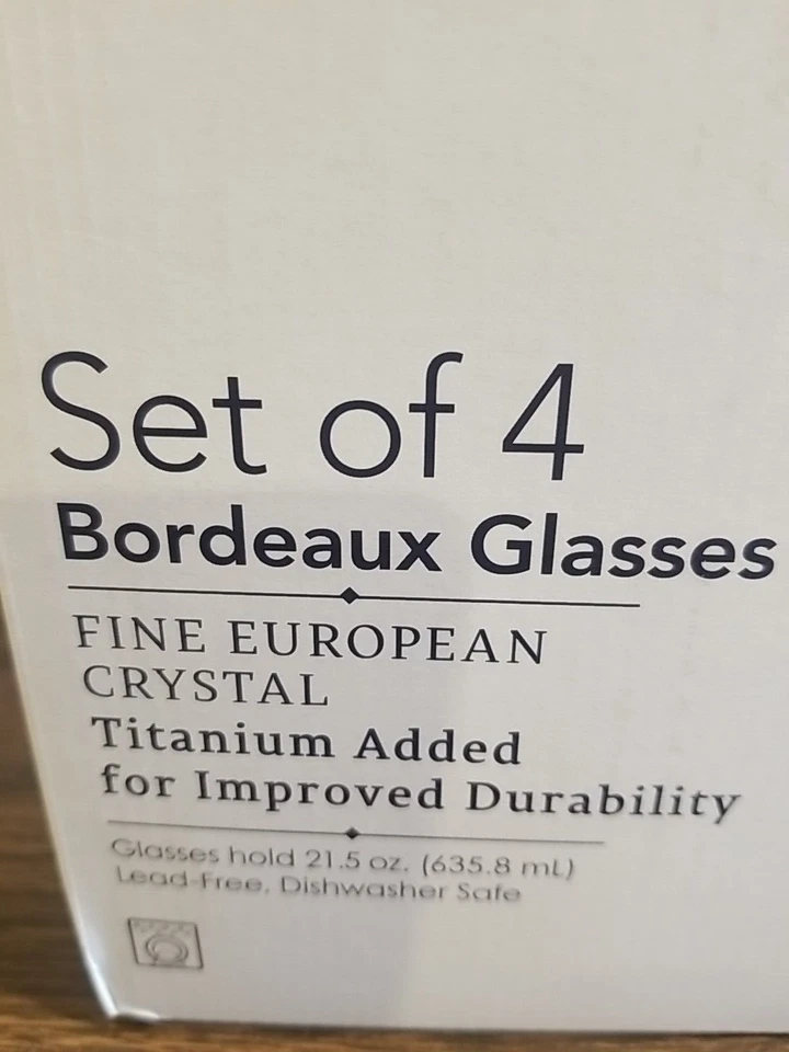 (JUEGO DE 4 VASOS) COPA DE VINO BURDEOS CON TALLO DE 9" DE ALTO 21,5 OZ BARRAS ESTRIADAS/HOGAR Foto 2 de 4