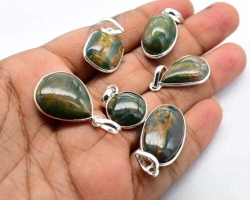 Edelstein Jaspis Modeschmuck-Halsketten & -Anhänger