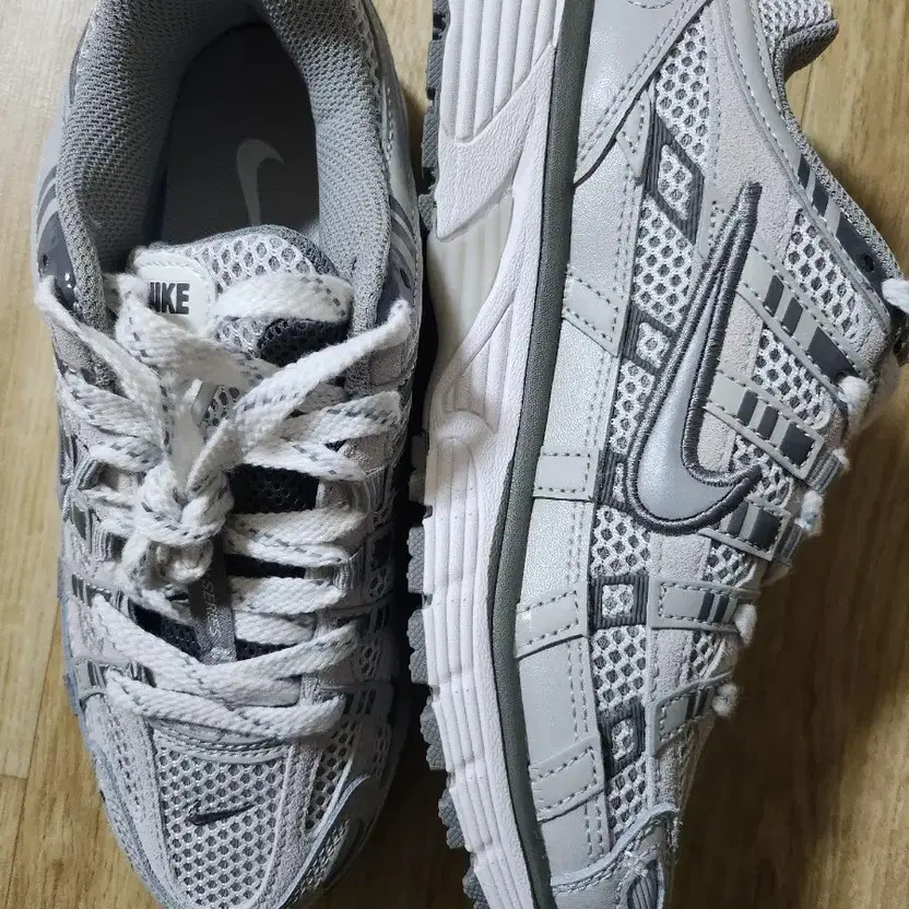 Nike Air Max 235 Sneakers - Brand New, Gray thumbnail 2