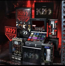 Glamlite x Kiss Makeup Collection Lenticular Bag Included