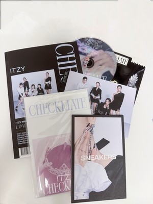 ITZY - CHECKMATE limited Edition (Everything included)