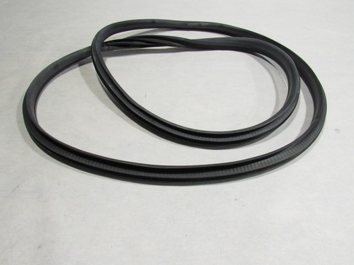 McLaren GT 2020-2023 Right Outer window scraper seal Photo - $50