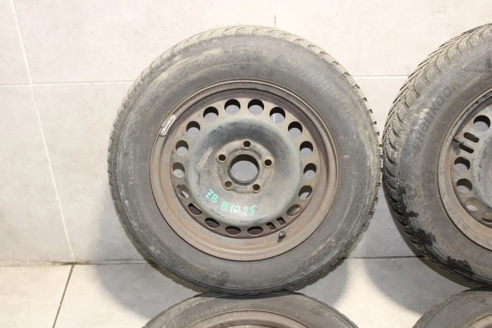 Opel Zafira B Felgen Stahlfelgen Winterreifen Reifen 195 65 R15 ET35 5 Loch - Bild 2 von 4