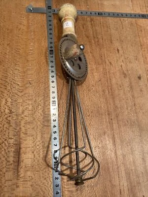 (n° 2 old tool, outil ancien de cuisine / fouet , batteur Vintage. - Photo 1/3