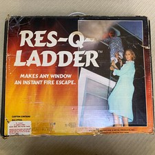 Vintage Res-Q-Ladder 15’ 2 étages modèle Deluxe #57009