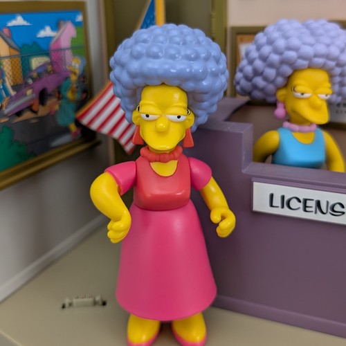 Simpsons Playmates World of Springfield DMV w/ Selma & Patty Bouvier ...