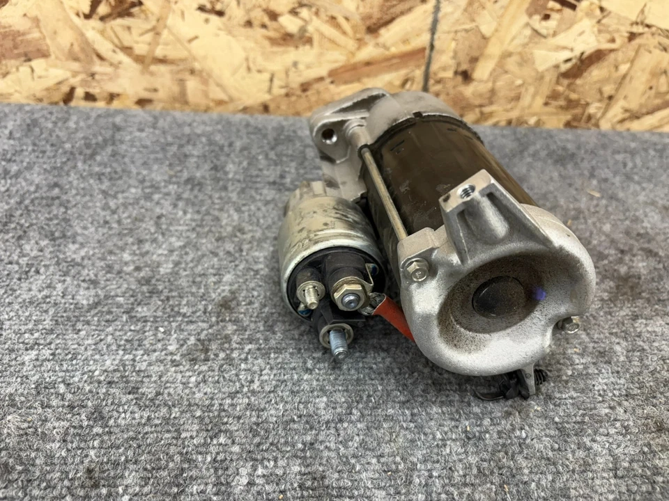 Motor de arranque Volvo XC90 2016-2022 OEM Foto 4 de 4