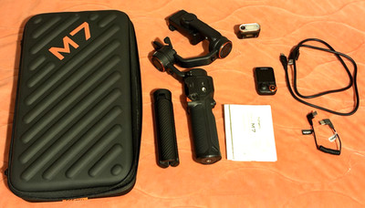 Hohem M-Tripod iSteadyMobile Plus 3-Axis Gimbal Stabilizer