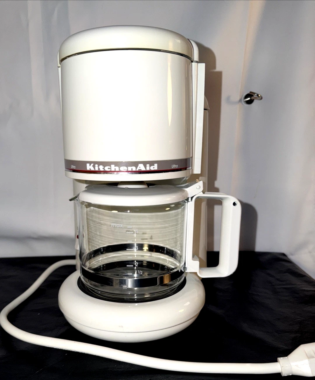KitchenAid KCM055WH3 4-Cup Ultra Compact Household Coffee Maker White.