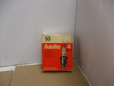 Autolite 53 Spark plugs Regular Set Of 4 NOS