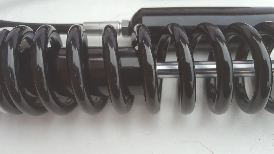 CHOQUES BULTACO PERSEGUANG MK11 250 BULTACO PERSEGUANG 370 AMORTECEDORES A GÁS MODELO 206 - 207 - Imagem 4 de 4